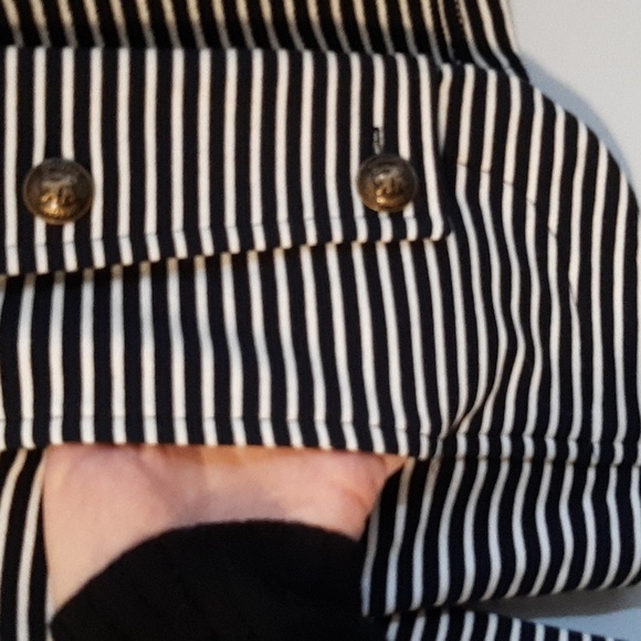 Navy & White striped blazer with shoulder pads - Picture 2 of 9